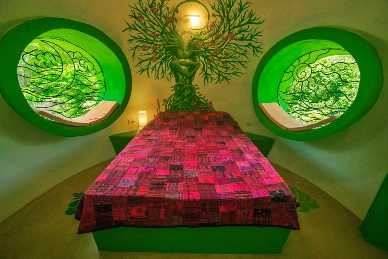 Green Moon Lodge Montezuma Buitenkant foto