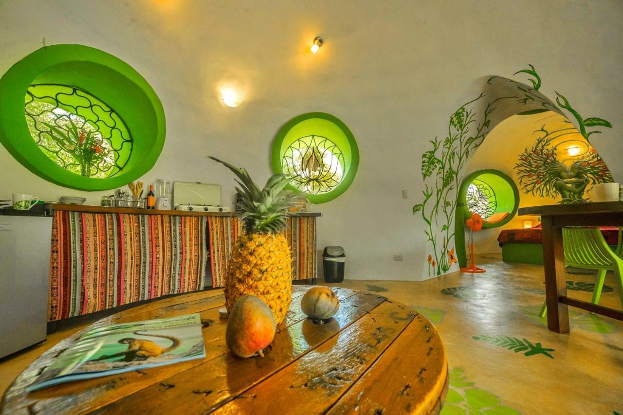 Green Moon Lodge Montezuma Buitenkant foto